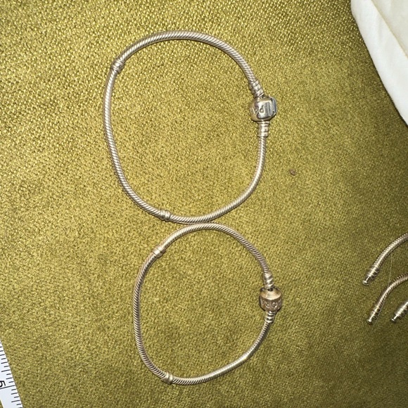 Pandora Moments Snake Chain Bracelet Barrel Closure - Picture 7 of 9